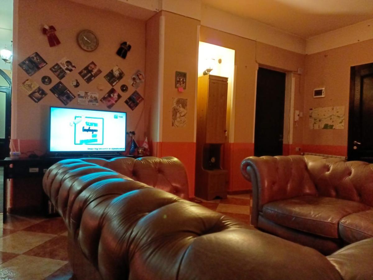 Museum Hostel Tbilissi Extérieur photo